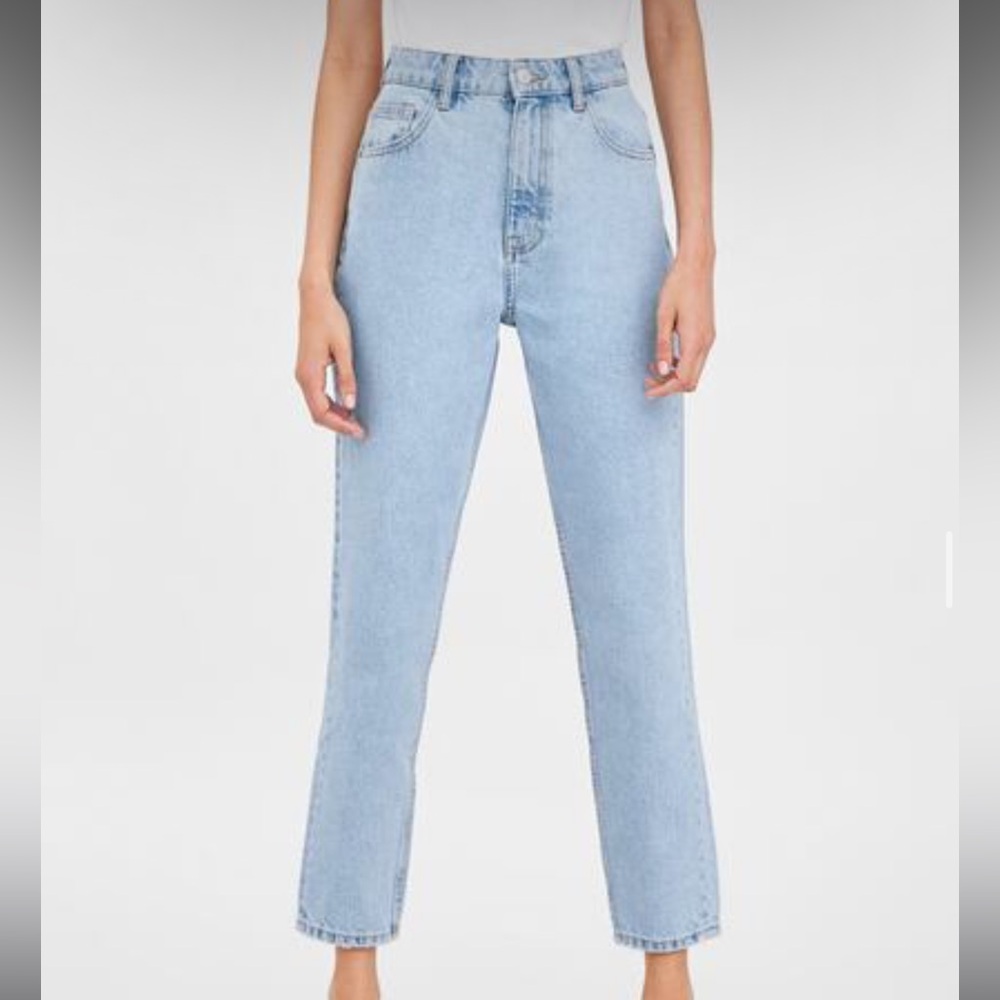Zara Classic Light Blue Women's mom Jeans